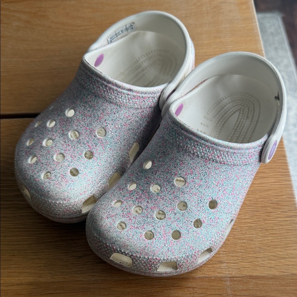 CROCS Kids Speckled Pink and White Sandals